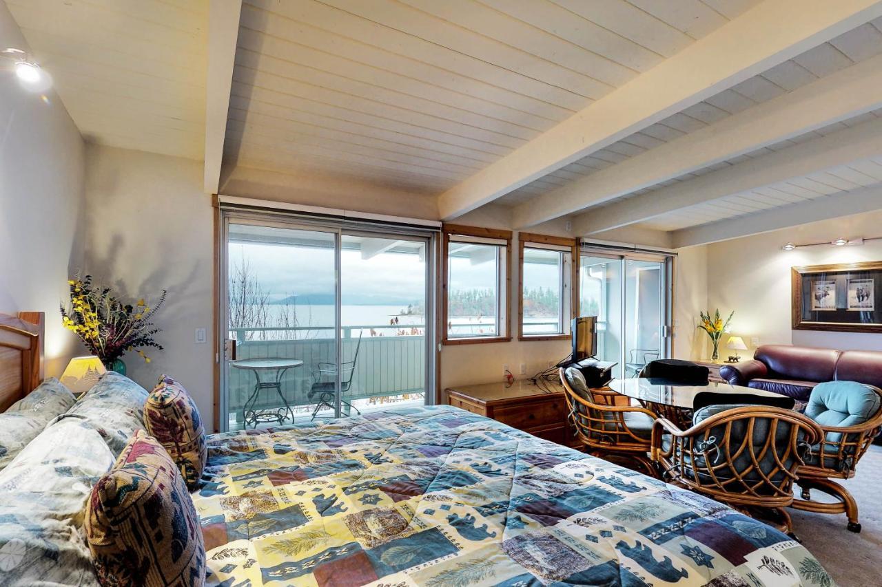 Many Springs Lakefront Condos Bigfork Eksteriør billede